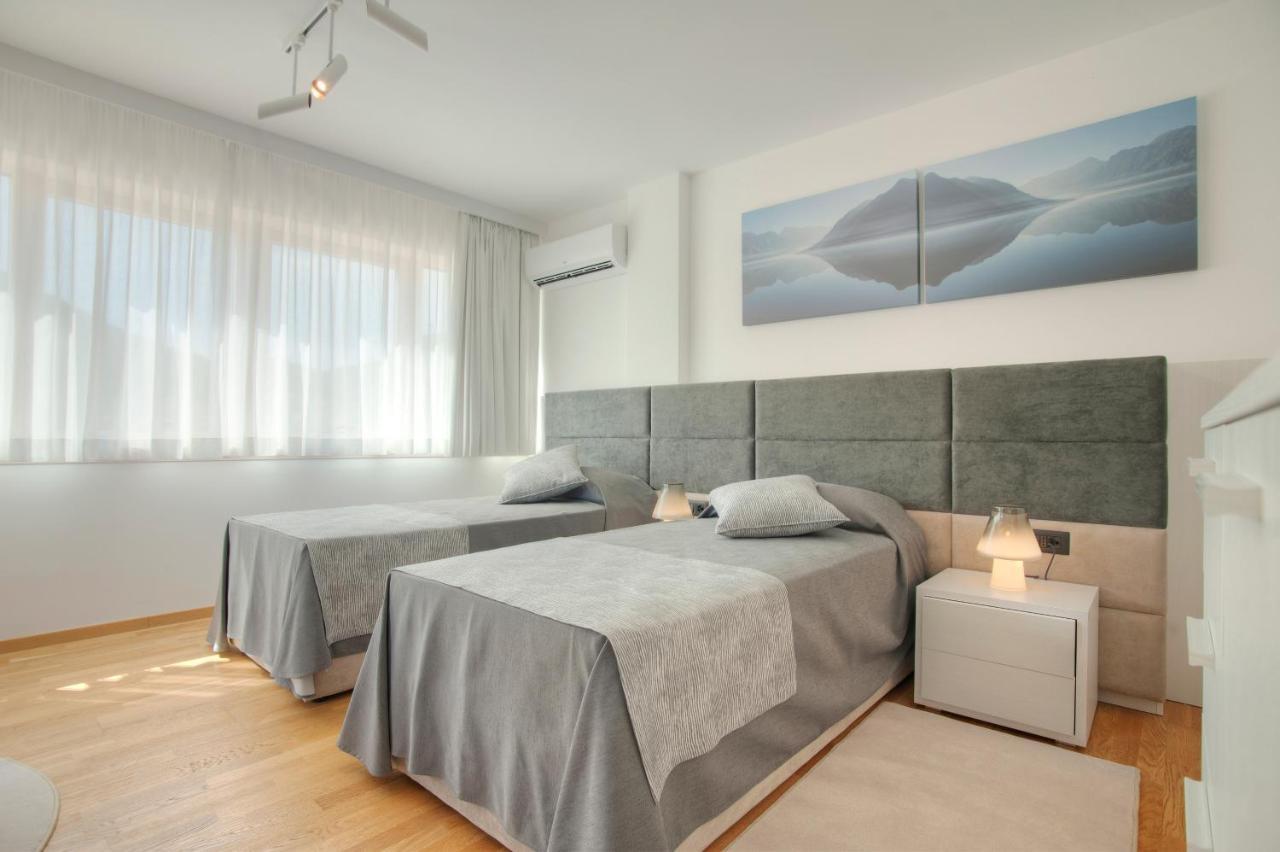 Hotel Fontana Seafront Residences