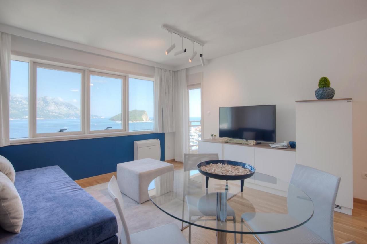 Hotel Fontana Seafront Residences Budva