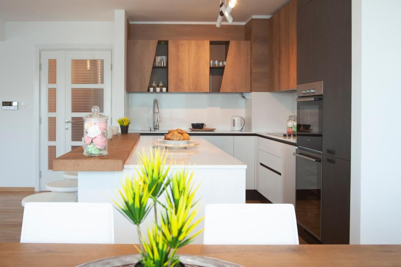 Hotel Fontana Seafront Residences 4*