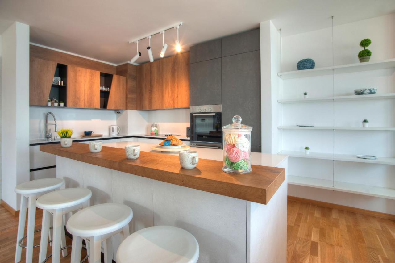 Hotel Fontana Seafront Residences 4*